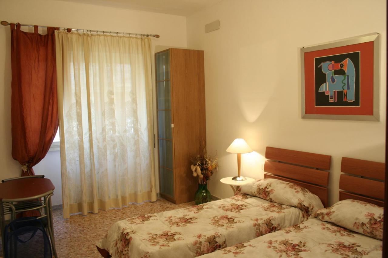 B&B Alla Cupola Di San Pietro Rome Bagian luar foto
